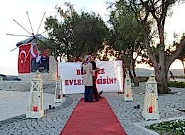 Romantik Dans Anı ve Alaçatı Evlilik Teklifi Organizasyonu