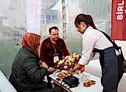 Servis Elemanı Kiralama