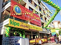 Kipa Avm Etkinlikleri Üçgen Bayrak Süsleme İstanbul Organizasyon