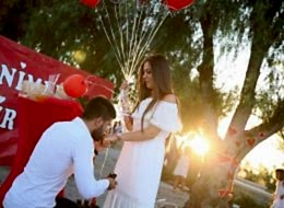 Gün Batımında Alaçatıda Evlilik Teklifi Organizasyonu