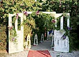 Kapı Takı Çiçek Süsleme Hizmeti İstanbul Organizasyon