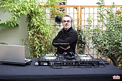 Cadılar Bayramı Partisi DJ Kiralama ve Profesyonel DJ Performansı İstanbul Organizasyon