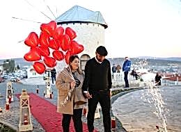 Çeşme Alaçatı Evlenme Teklifi Organizasyonu İstanbul Organizasyon