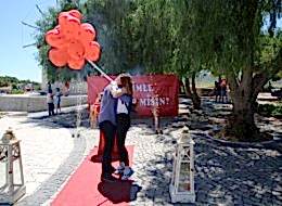 Yel Değirmenlerinde Sürpriz Evlenme Teklifi Organizasyonu Uçan Balonlar ve Yer Volkanları