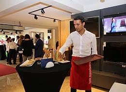 Mobilya Fuarı Destek Hizmetleri Servis Elemanı ve Garson Temini İstanbul Organizasyon