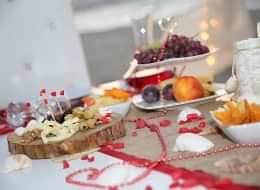 Süsleme Detayları ve Kumsalda Evlilik Organizasyonu Kuşadası