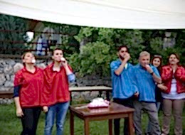 İkiz Tişörtle Yumurta Taşıma Yarışması İstanbul