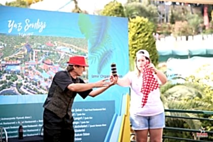 Sahne Gösterileri ve Sahne Showları Sihirbaz Hizmeti İstanbul Organizasyon