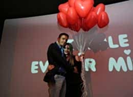 İstanbul Uçan Balonlarla Sinemada Evlilik Teklifi Organizasyonu