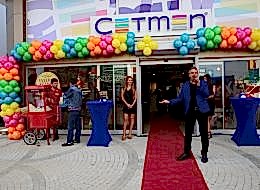 Açılış Organizasyonu Profesyonel Erkek Sunucu Hizmeti İstanbul Organizasyon